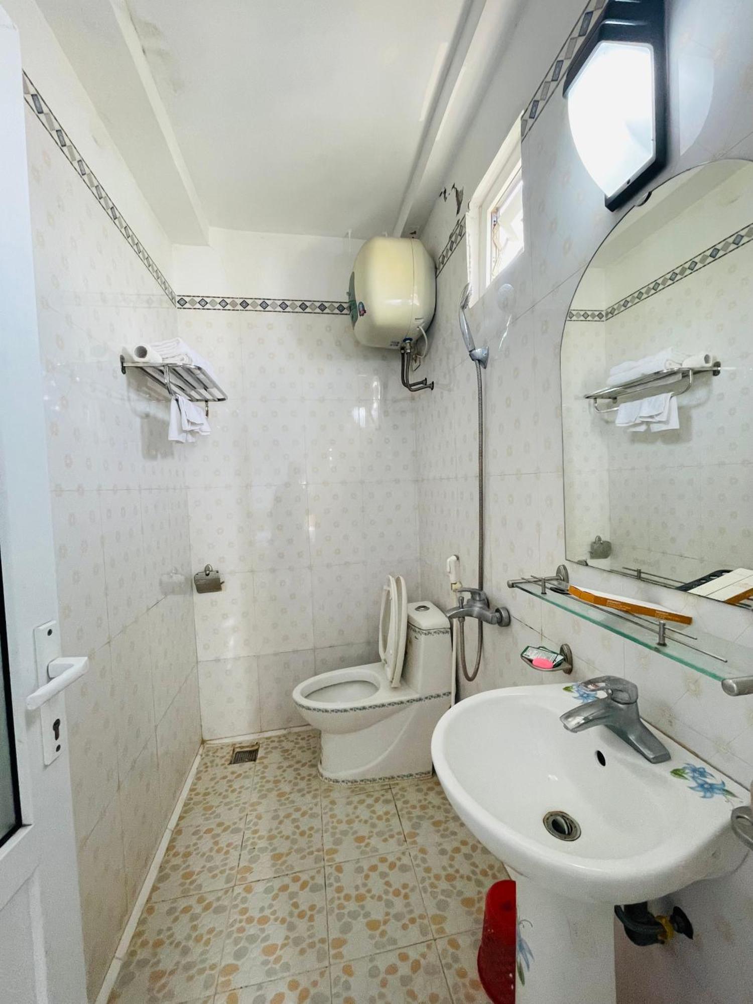 Khach San Ngoc Ly 8 Hotel Thanh Hoa Luaran gambar